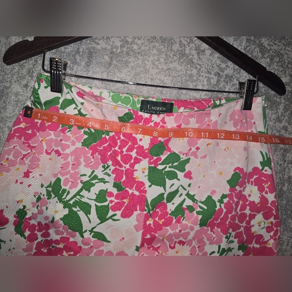 Ralf Lauren Floral Pink and Green Cropped Pants - Picture 6 of 7